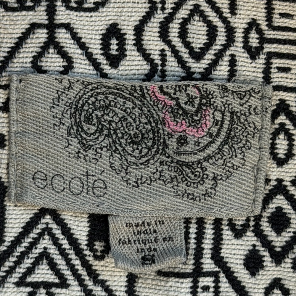 Ecoté Cropped Boxy Brocade Swing Jacket Small EUC - Picture 3 of 11